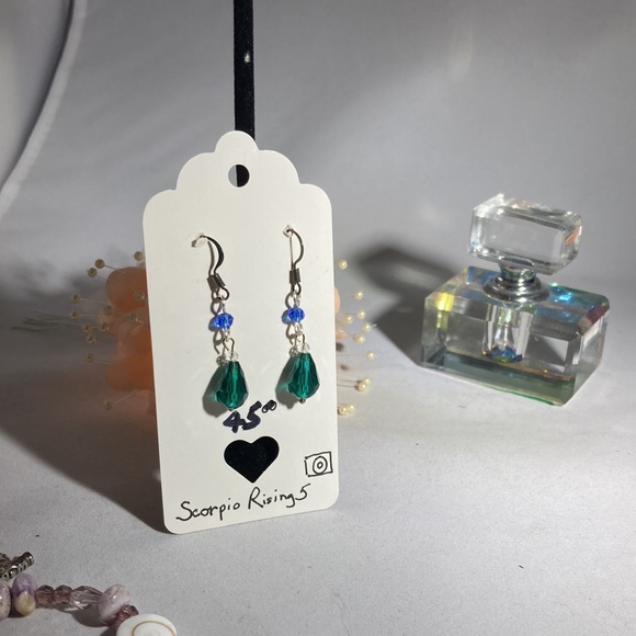 Green, clear ( Swarovski) and blue crystal earrings - Picture 7 of 8